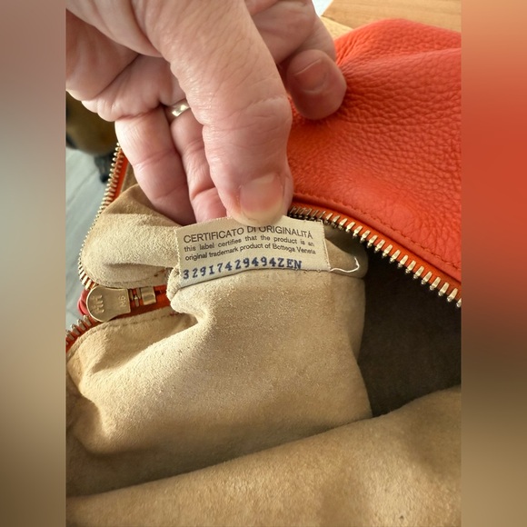 FIRM - Bottega Veneta Orange Hobo style Leather Purse - Picture 9 of 12